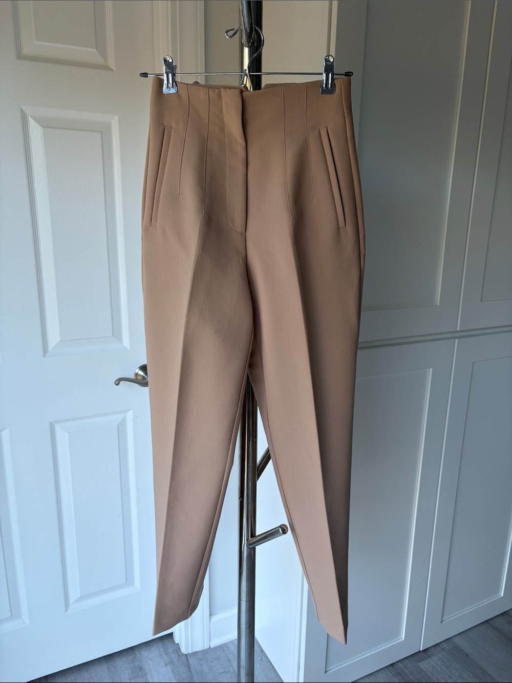 Zara Tailored High-Rise Dress Pants in Taupe Brown, Size XS.